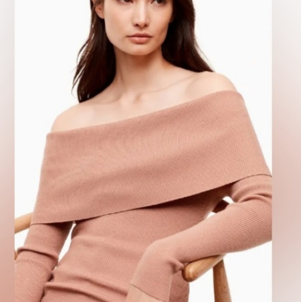 Wilfred Croquis Off the shoulder sweater